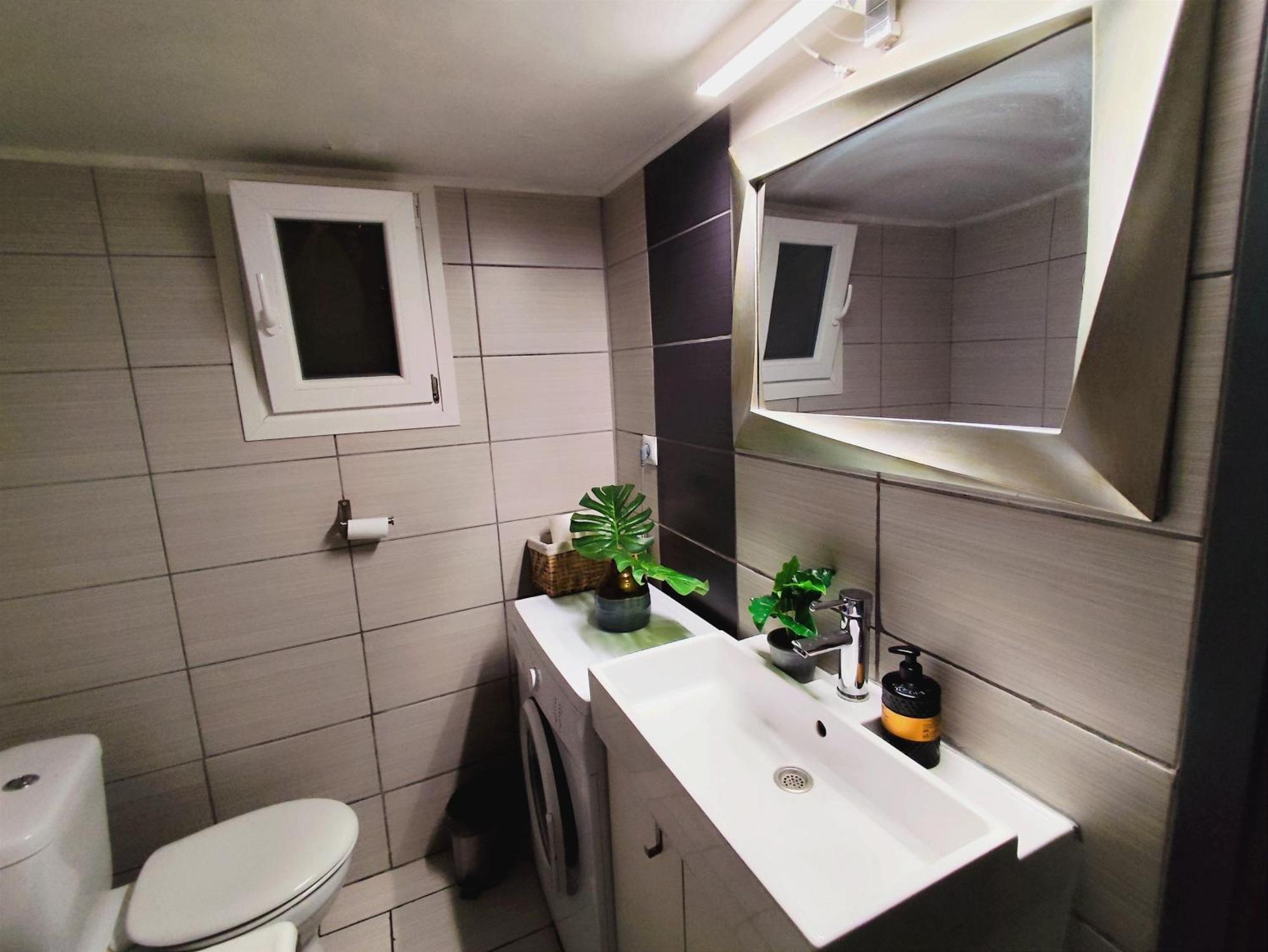 Comfortable Modern Entire House Near The Center Of Athens-Blue Serenity Exteriör bild